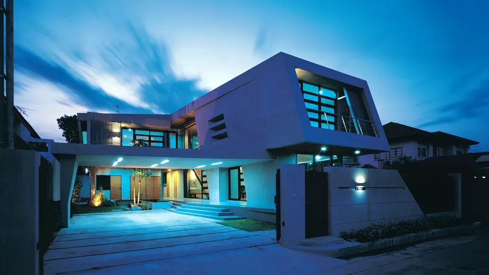 An exterior scene rendered with Rayscaper